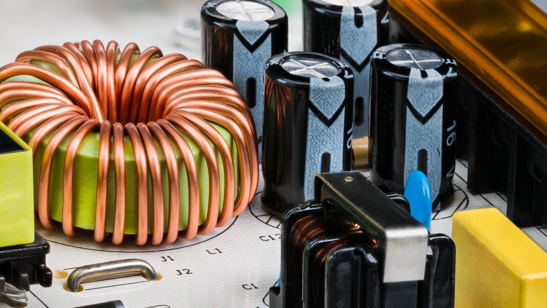 Komponenty elektroniczne i złącza