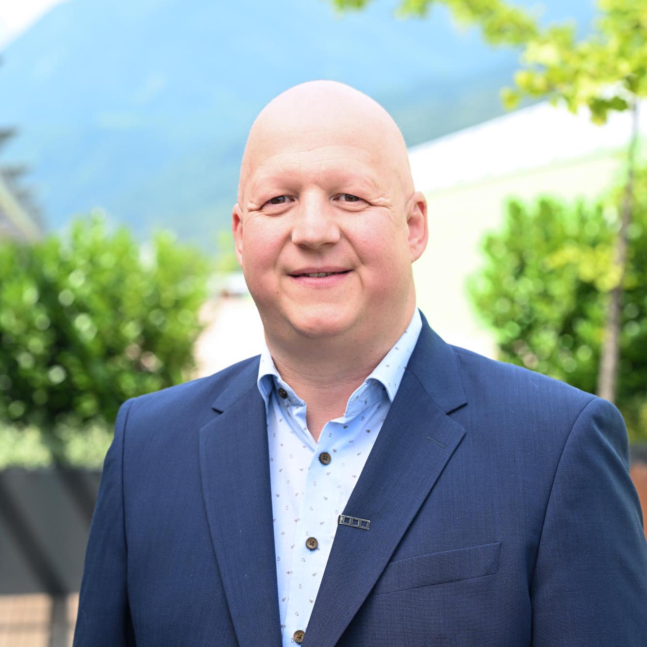 Martin Mühlbacher, wiceprezes ds. operacyjnych i kierownik zakładu.