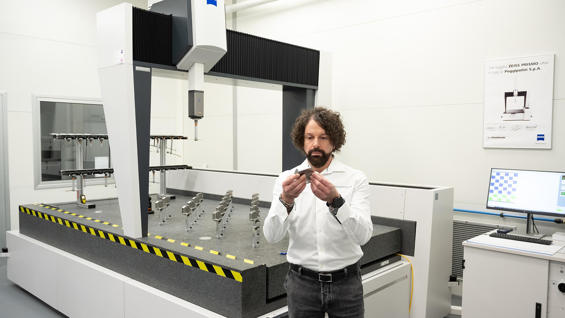 ZEISS PRISMO ultra  | Element wirnika ogonowego śmigłowca