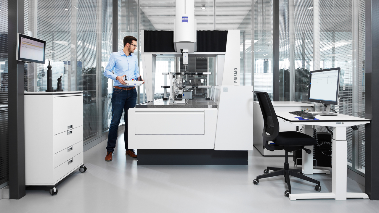 Dostęp do danych systemu pomiarowego ZEISS