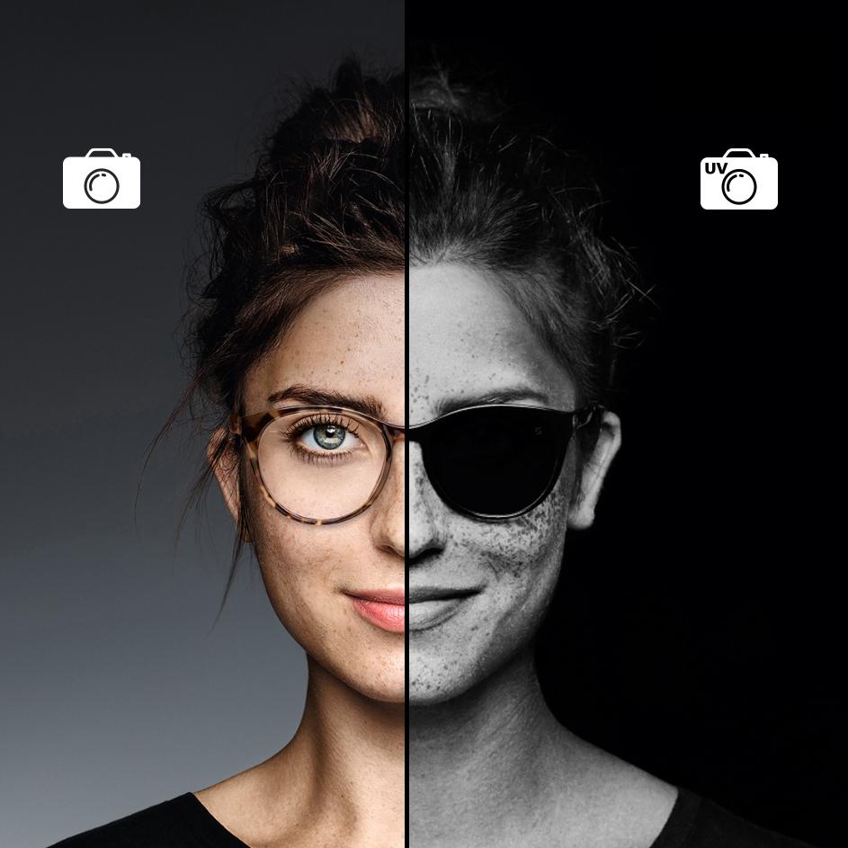 Zbliżenie na kobietę noszącą okulary z technologią ZEISS UVProtect. Połowa zdjęcia została wykonana zwykłą kamerą, a druga połowa kamerą UV. Obraz UV pokazuje, że bezbarwne soczewki ZEISS są równie skuteczne jak okulary przeciwsłoneczne w blokowaniu szkodliwych promieni UV.