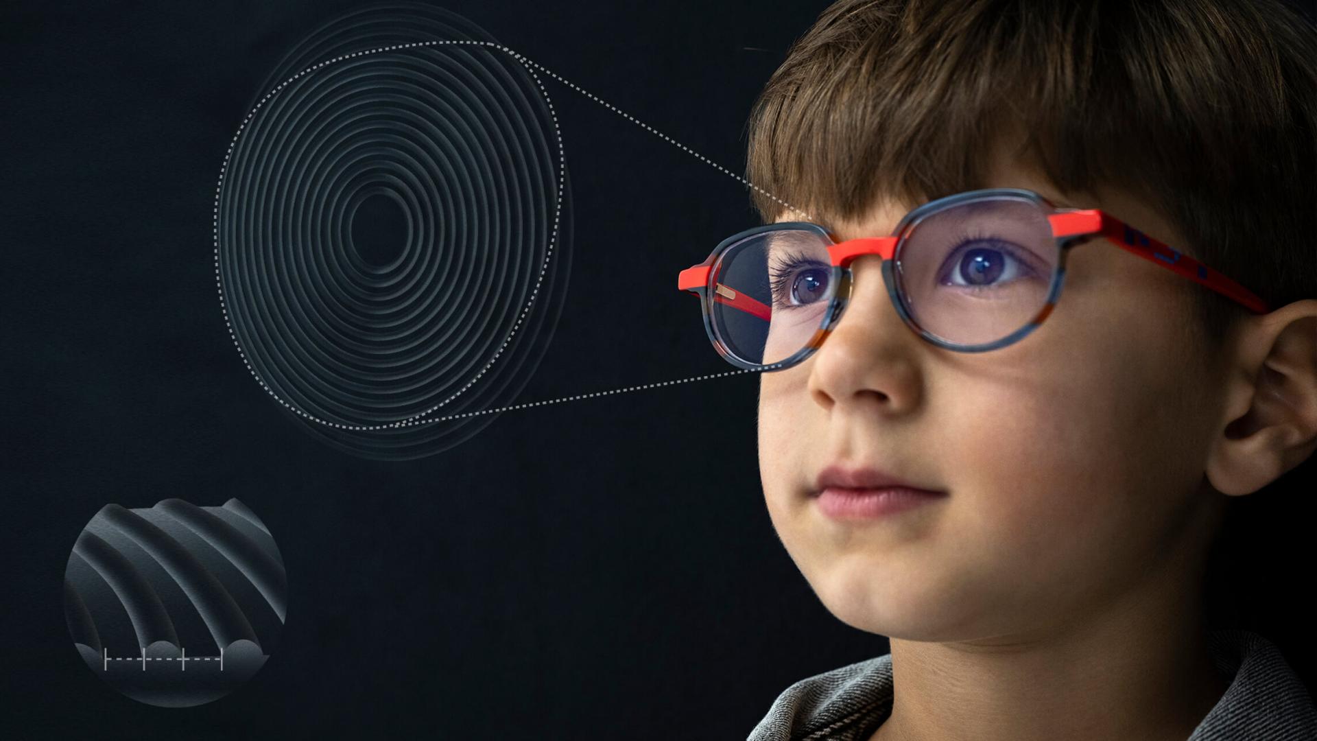 Zbliżony obraz konstrukcji soczewek ZEISS MyoCare zwalczających krótkowzroczność u dzieci.